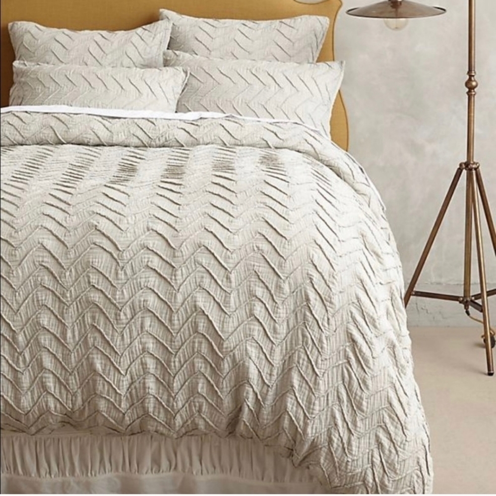 Anthropologie Textured Cheveron Grey Sham